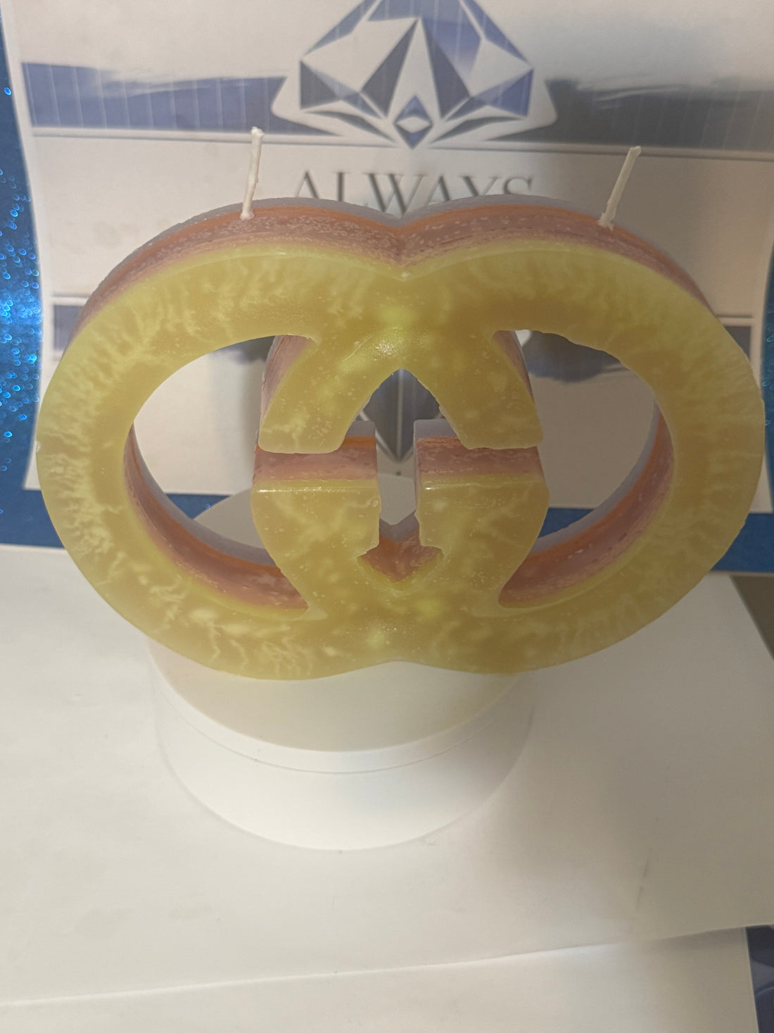 Decorative Candle with Cupcake Scent